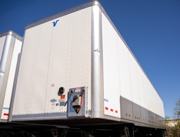 Vanguard VIP 4000 Dry Van Trailer