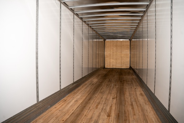 Vanguard MaxCube Dry Van Trailer Interior