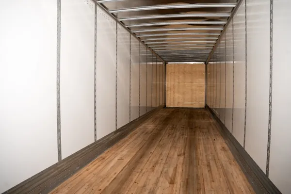 Vanguard MaxCube Dry Van Trailer Interior